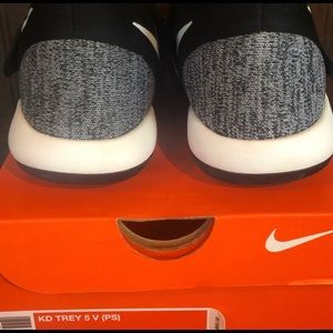 Boys KD Trey V shoes